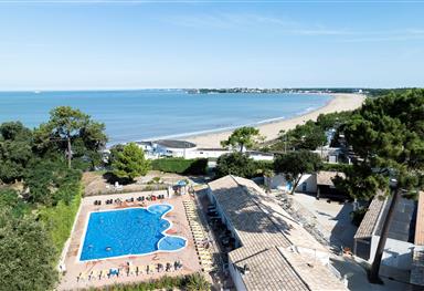Parc la Gironde - Piscine bord de plage - Camping Saint Georges de Didonne 
